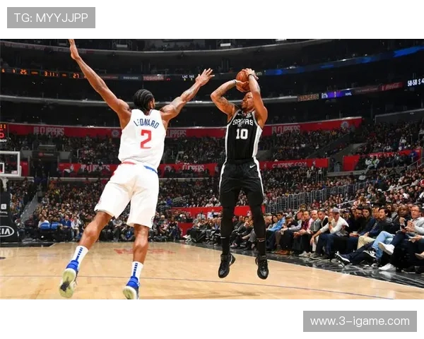 猛龙与步行者激战正酣 双方全力争夺季后赛席位精彩纷呈